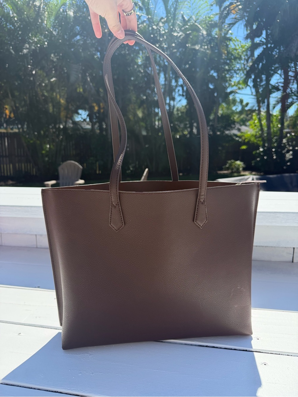 Quince brown leather tote